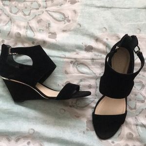 Super comfortable wedges.